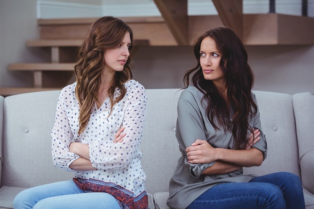 Ztratit kamarádku bolí. Mluvte o tom, nebojte se truchlit