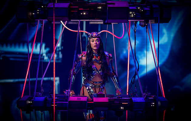RECENZE: Přijela pouť. Tristní zpěv Katy Perry tentokrát nezachránila ani show