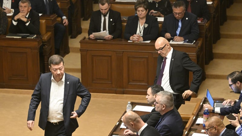 ON-LINE: Politici ve Sněmovně grilují Okamuru. Kvůli prestiži hodil SPD přes palubu, zaznělo