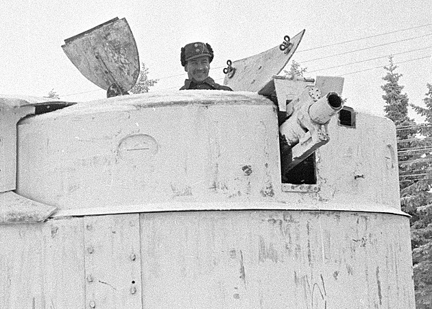 Když Rudá armáda vtrhla do Finska, nasadili obránci do akce dva obrněné vlaky