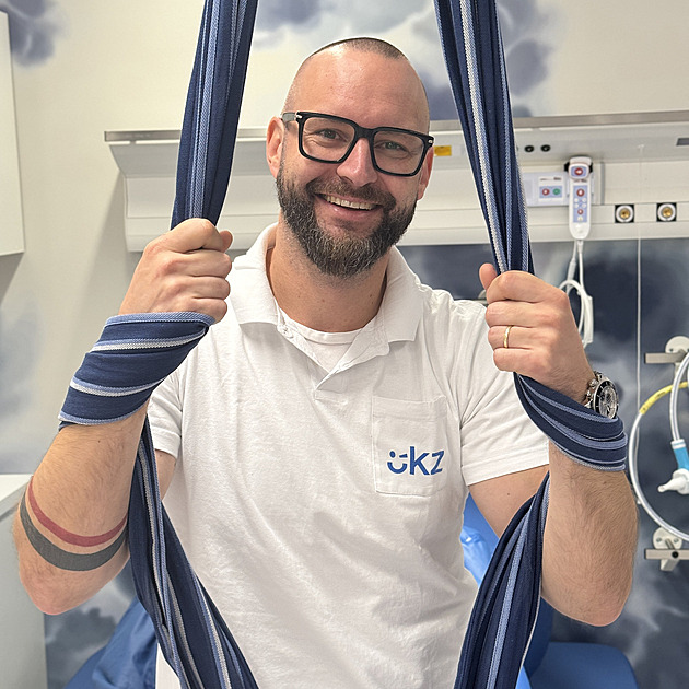 Nešlo dělat víc, říká porodník z Litoměřic. Odstavili ho účelově, tvrdí jiní zdravotníci