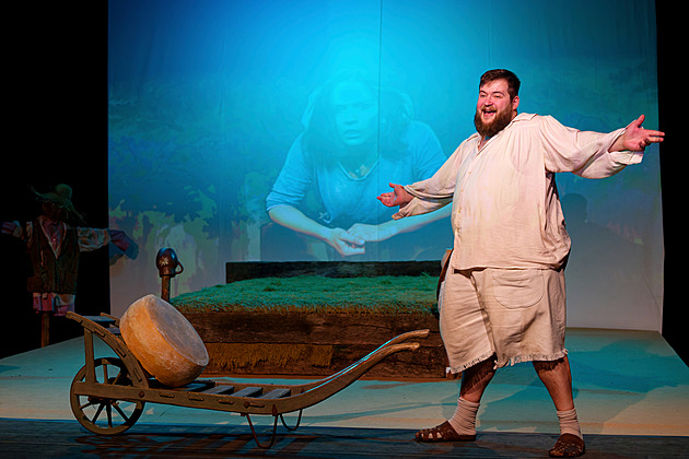 GLOSA: Dobré odpočinkové divadlo nevznikne jen tak, ví Hrušínského Jezerka