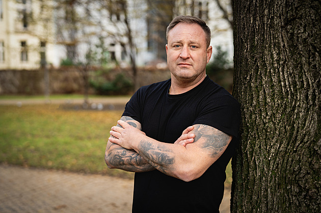 Vypadají nevinně, hoří dobře. Hasič radí, jakým dekoracím se o svátcích vyhnout