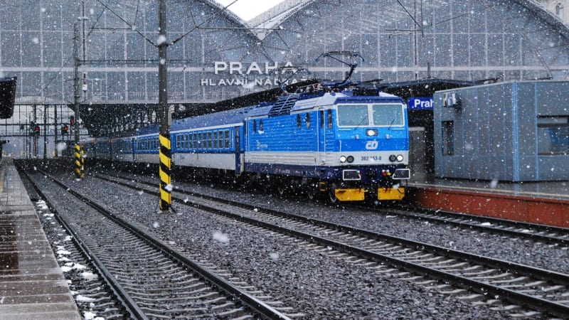 PŘEHLEDNĚ: Vlaky jezdí o Vánocích v omezeném provozu. Pozor na tyto změny