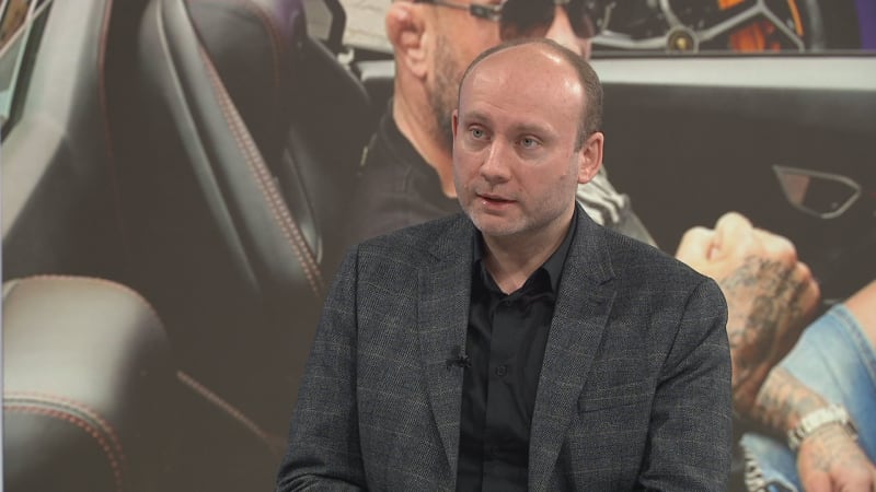 Vémolova kauza: Šíří se mnoho nepravd, upozorňuje reportér. A jak bijec zvládá vězení?