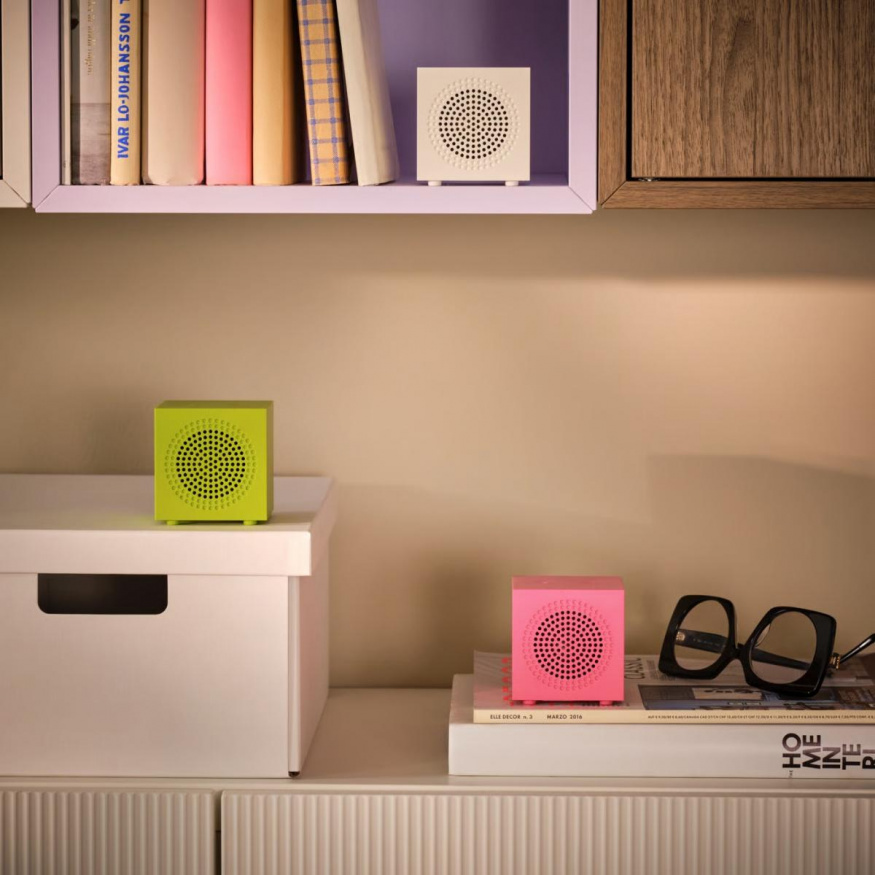 Stylový Bluetooth repráček za 125 Kč? Ikea takový má, propojit jich lze až 100 naráz