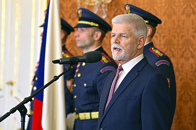 ČT a Rozhlas lze financovat jinak než poplatky, důležitá je nezávislost, řekl Pavel