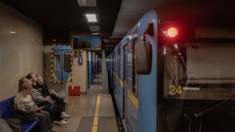 Rozsáhlý výpadek proudu ve východní Evropě: V Kyjevě nejezdilo metro, problémy měl i Kišiněv