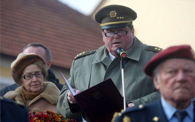 Vodičkův svaz bojovníků se vrací na resort obrany, minulá vláda mu zrušila dotaci