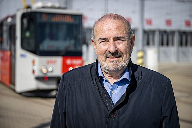 V Dozimetru měl vypovídat ředitel DPP Urbánek. Soud nejednal, nepřišla přísedící