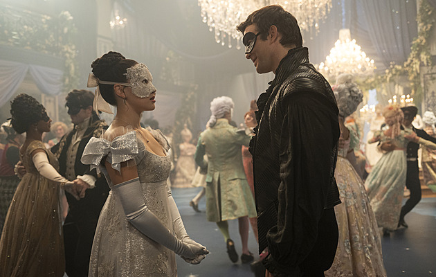 Jako u Bridgertonových. Oblékněte se ve šlechtickém stylu, vsaďte drobnosti