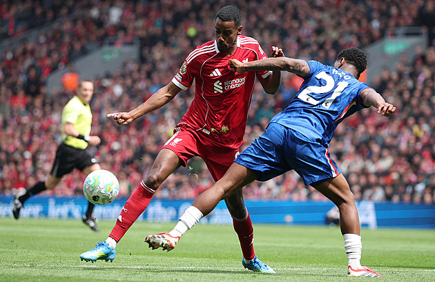 ONLINE: Liverpoolu remizoval s Chelsea. Sunderland uhrál s United bod. V akci City