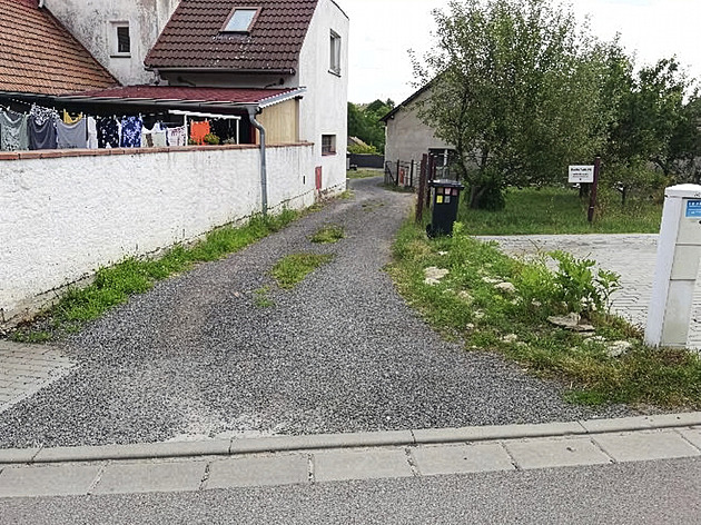 Miliony na dopravu šly do slepých ulic či na vjezdy. Stát platil obcím nesmysly