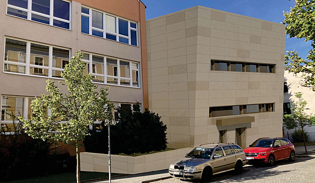 Nová tělocvična, a konečně jídelna i sál. Gymnázium v Brodě čeká modernizace