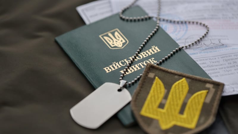 Ukrajina chce po EU, aby omezila ochranu mužů vojenského věku. Unie návrh řeší, týká se i Česka
