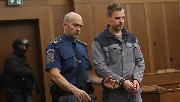 Třetí pokus. Kramný u soudu opět žádá o obnovu řízení