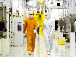 Samsung zavedl pětiletky, kdo chce mít paměti jisté, musí objednat na 5 let