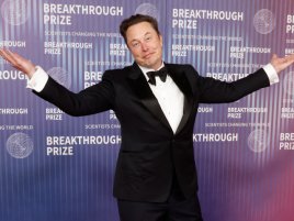 Musk koketuje s výrobou pamětí, hledá inženýry paměťových procesů